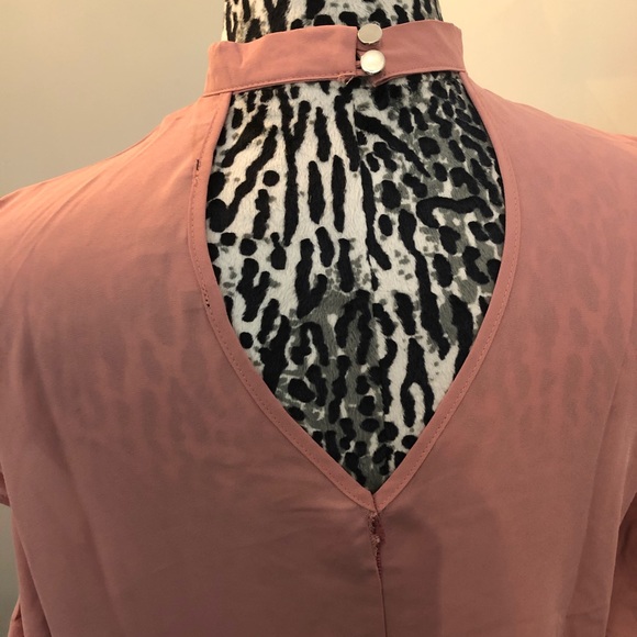 🔴 Cold Shoulder Ruffle Sleeve Top - Picture 5 of 5